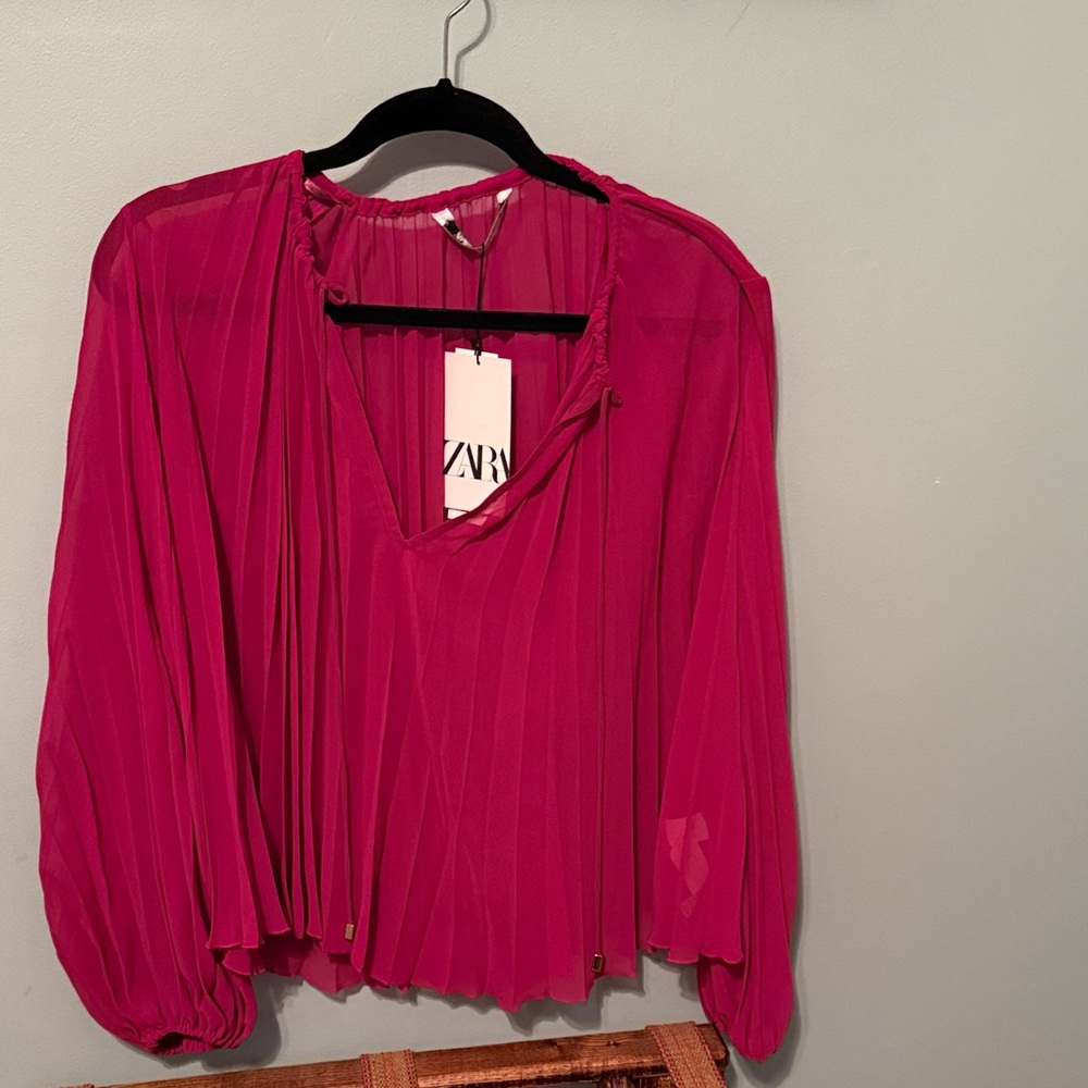 Zara Women's Vibrant Pink Blouse